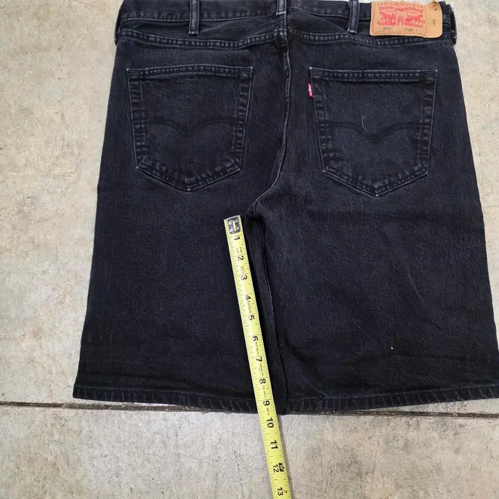 Baggy Y2K Black Levi 501 Button Fly Jorts  (38